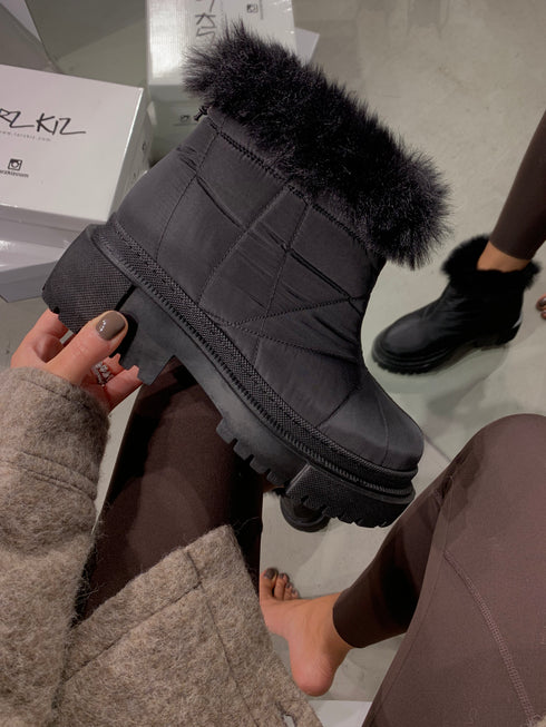 WARM MINI BOOTIE 🖤